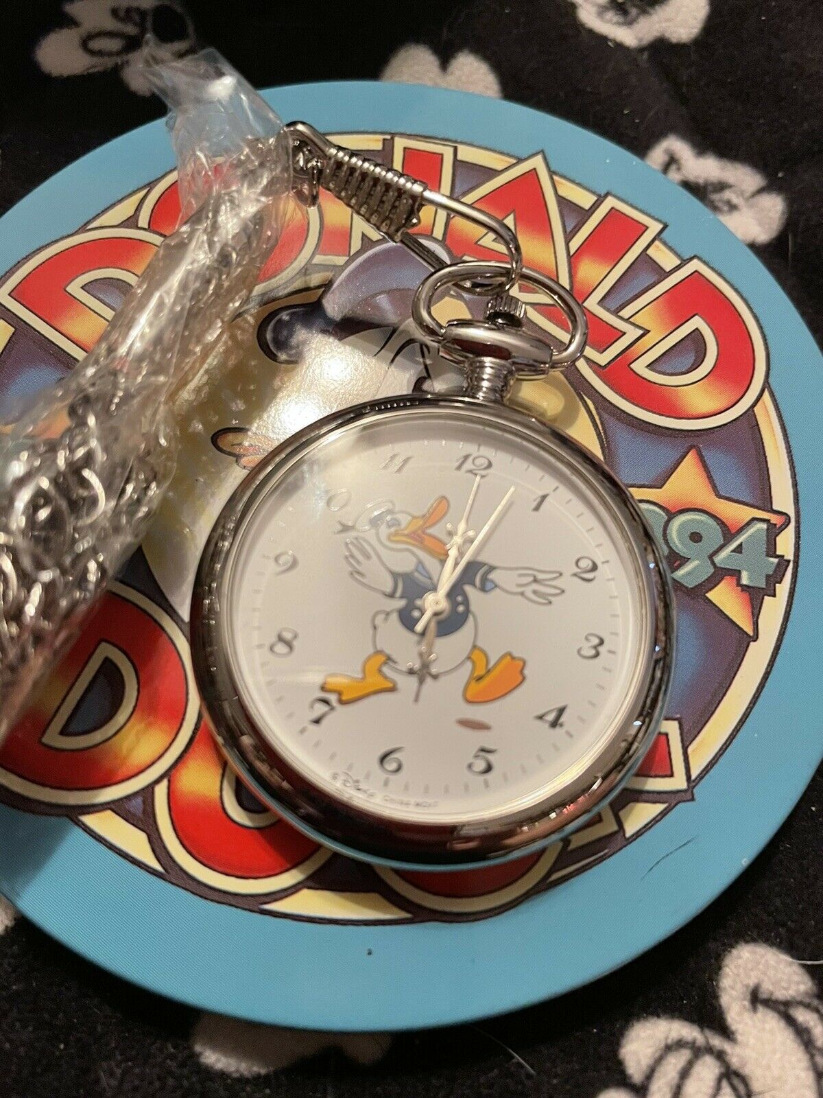 DONALD DUCK POCKET WATCH  WITH CHAIN NEEDS BATTERY