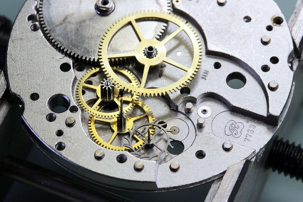 Guaranteed Expert Breitling Tudor Cartier Watch Repair Service / Ebay Promotion
