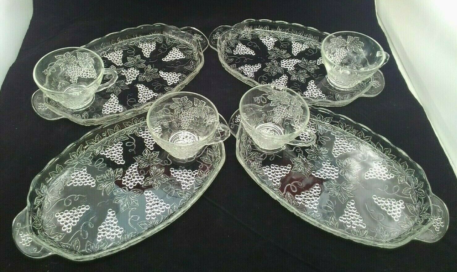 Vintage 1950 Anchor Hocking ? Clear Glass Grapes Serve a snack set Set of Four