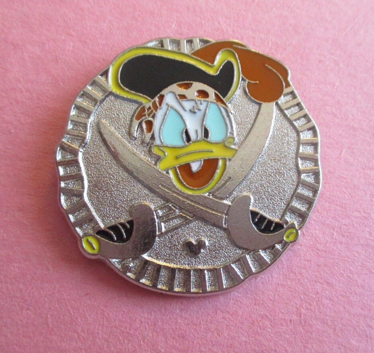 Pirate Donald - HIdden Mickey Silver Donald Duck Disney Pin
