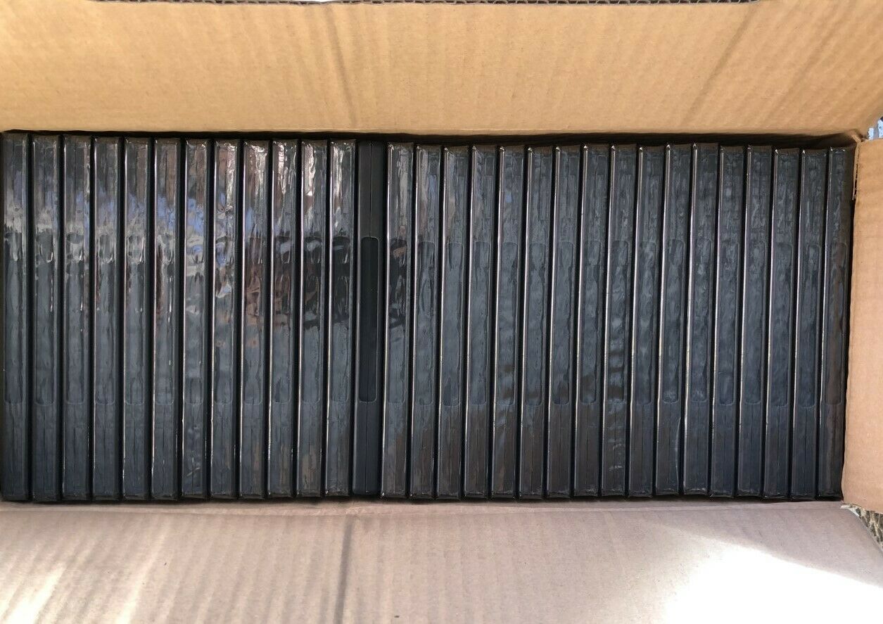 Lot of 30 Empty Black DVD Case Please Read Description With Wrap-Around Sleeve