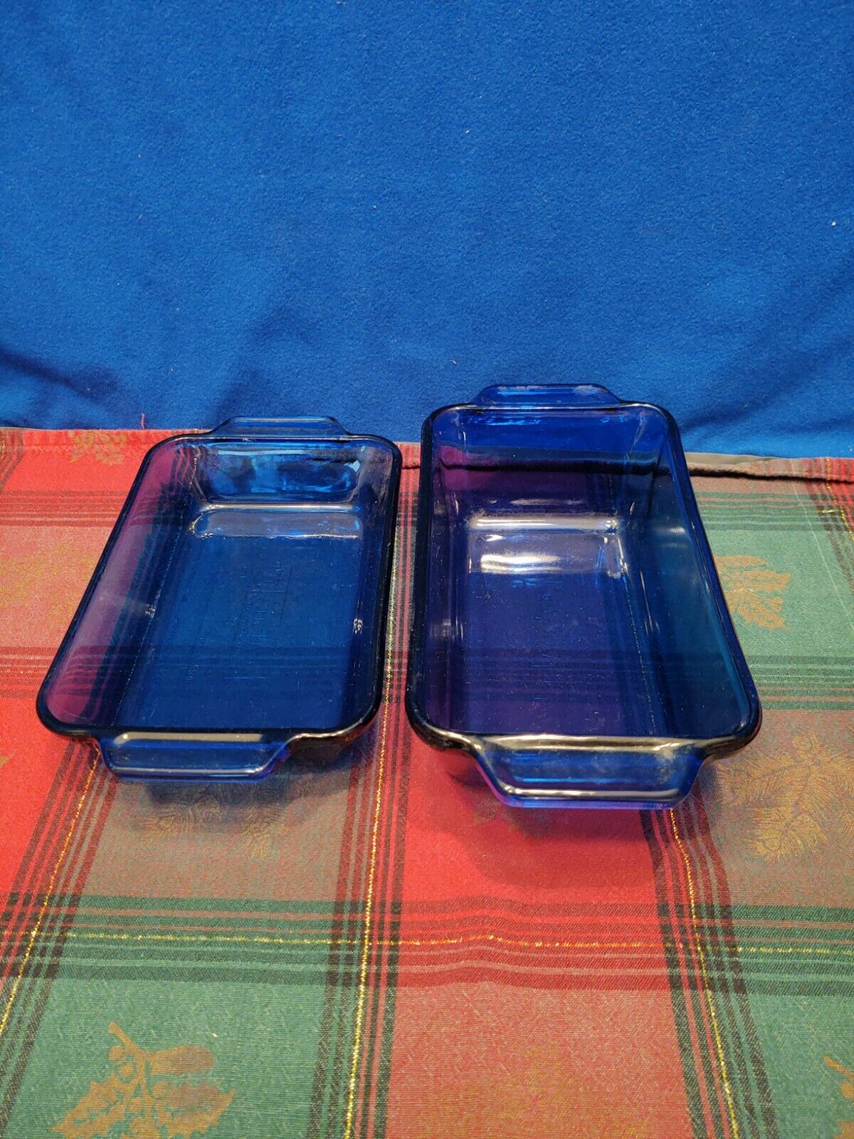 2 Vintage Cobalt Blue Anchor Hocking glass pans